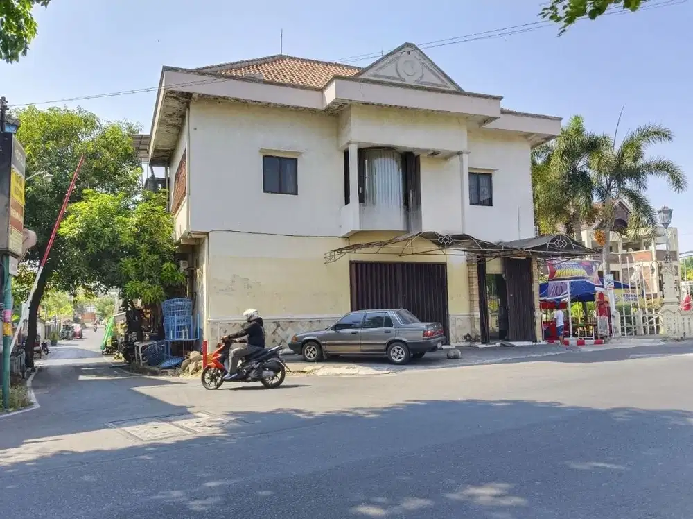 Ruko Pasar Legi 2Lantai, jl Letjen S Parman, Stabelan, Banjarsari,Sol