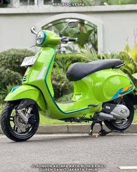 DIJUAL CEPAT VESPA PRIMAVERA S 150 IGET ABS LED TH 2024 GREEN MAGNETIC