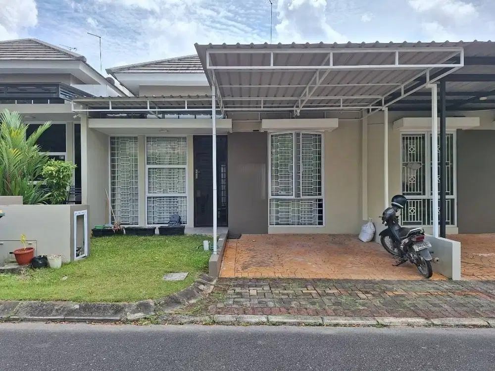 Dijual Rumah 1 Lantai Full Renovasi dan full Interior di Royal Grande