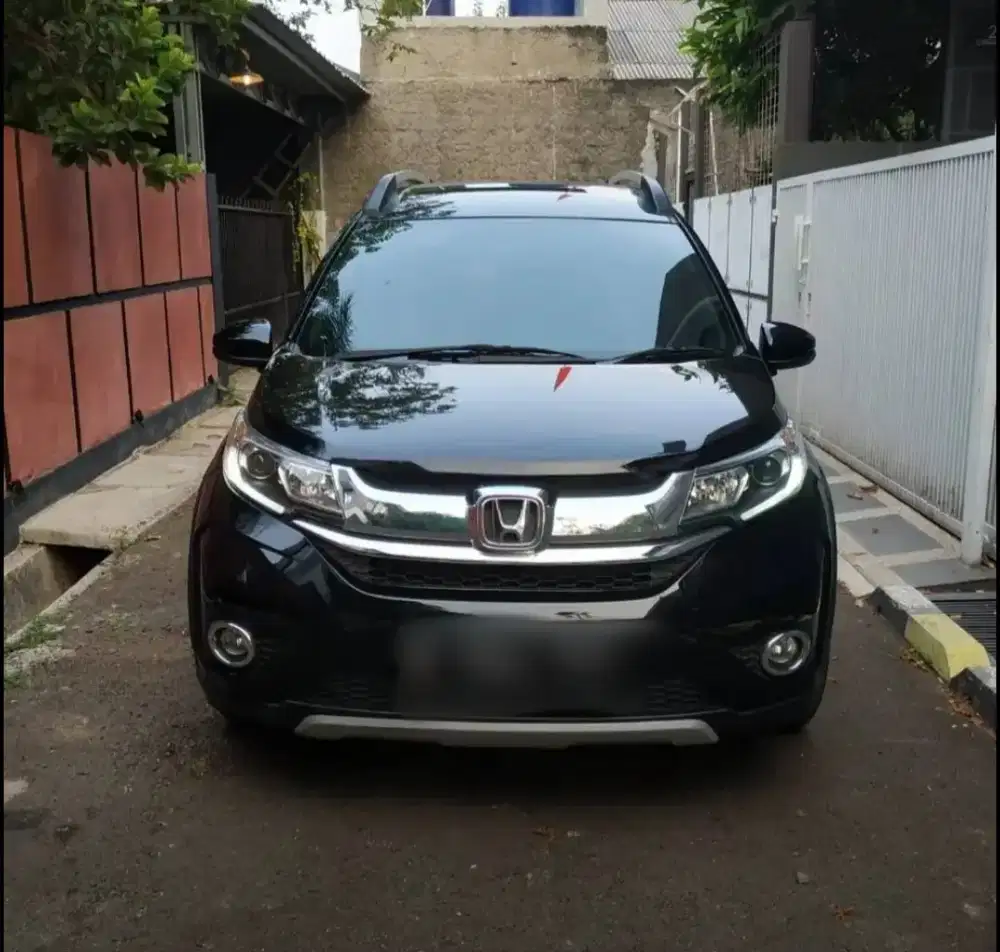 Honda BR_V tipe E 1.5 A/T 2019 mint original condition