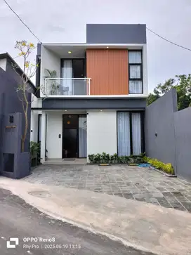PROMO MERDEKA..Rumah 2 lantai estetik di Jakal Km 11 – Jogja Utara