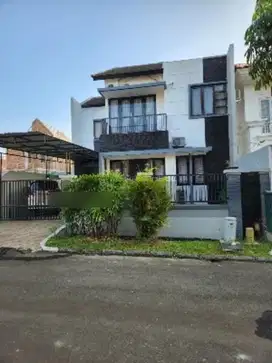 Rumah 2 lantai di Puspita Loka BSD City