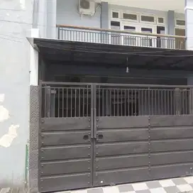 Rumah Hook 2 Lantai Di Griya Kebraon Dekat Wiyung Surabaya