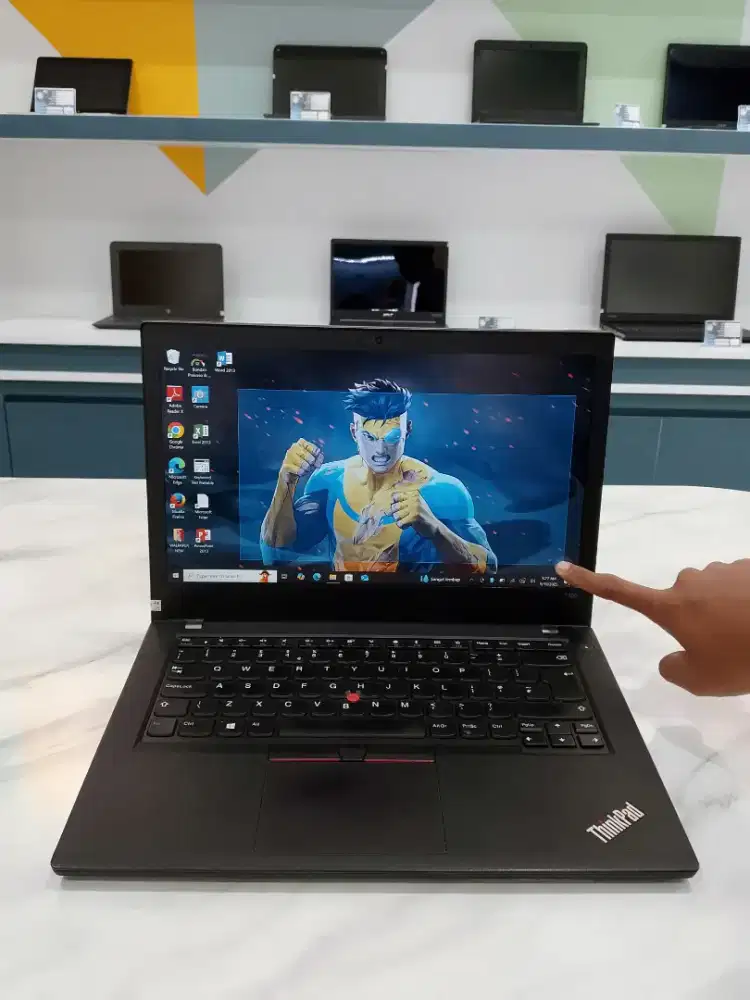 (L35)Laptop Gaming Lenovo 8GB 256GB 14 siap pakai aplikasi