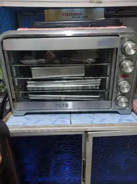Dijual cepat oven listrik MITO -888