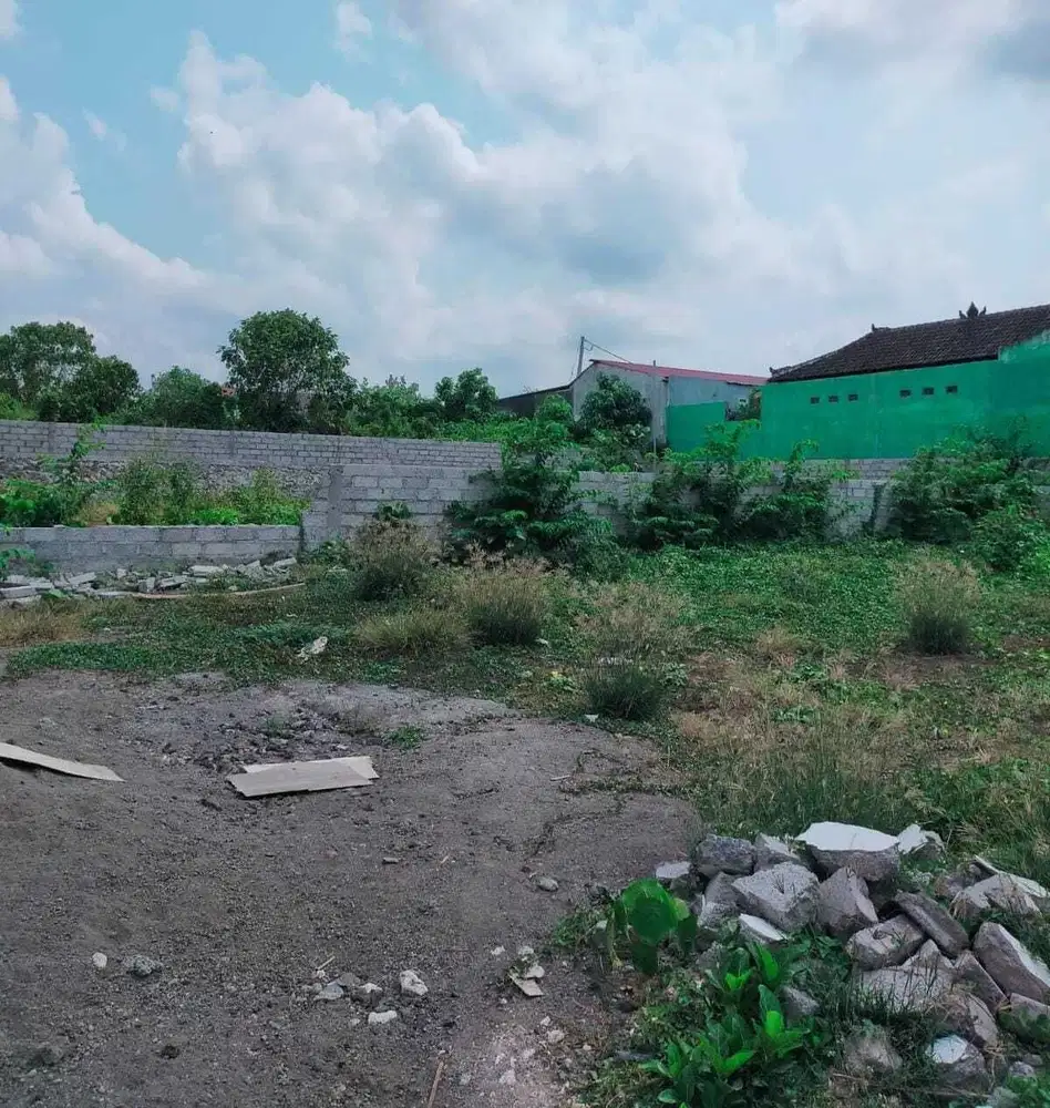 Tanah Siap bangun di kawasan Villa area Kerobokan Kuta Bali