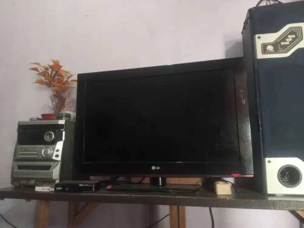 TV LED LG 32 IN
