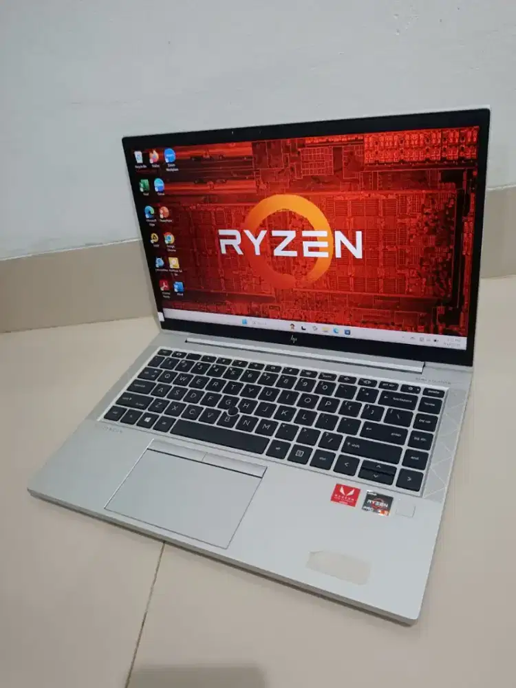 Laptop HP Ryzen 5 Pro RAM 16 SSD 256GB Slim