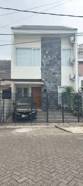 Jual Rumah Siap Huni area Bintaro Sektor 4 Tangerang Selatan