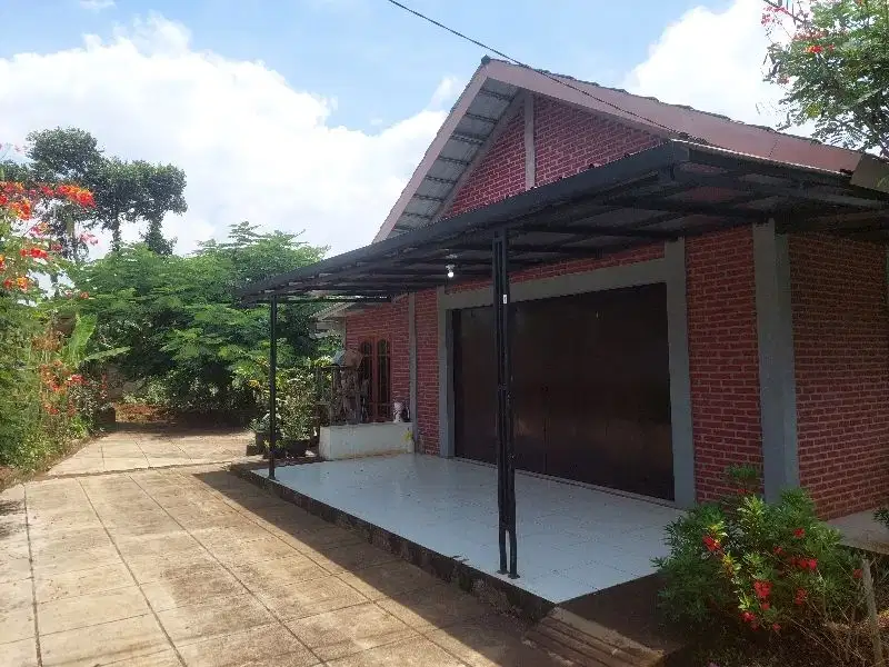 Rumah asri Cilembu  luas 36 tumbak,SHM, plus warung