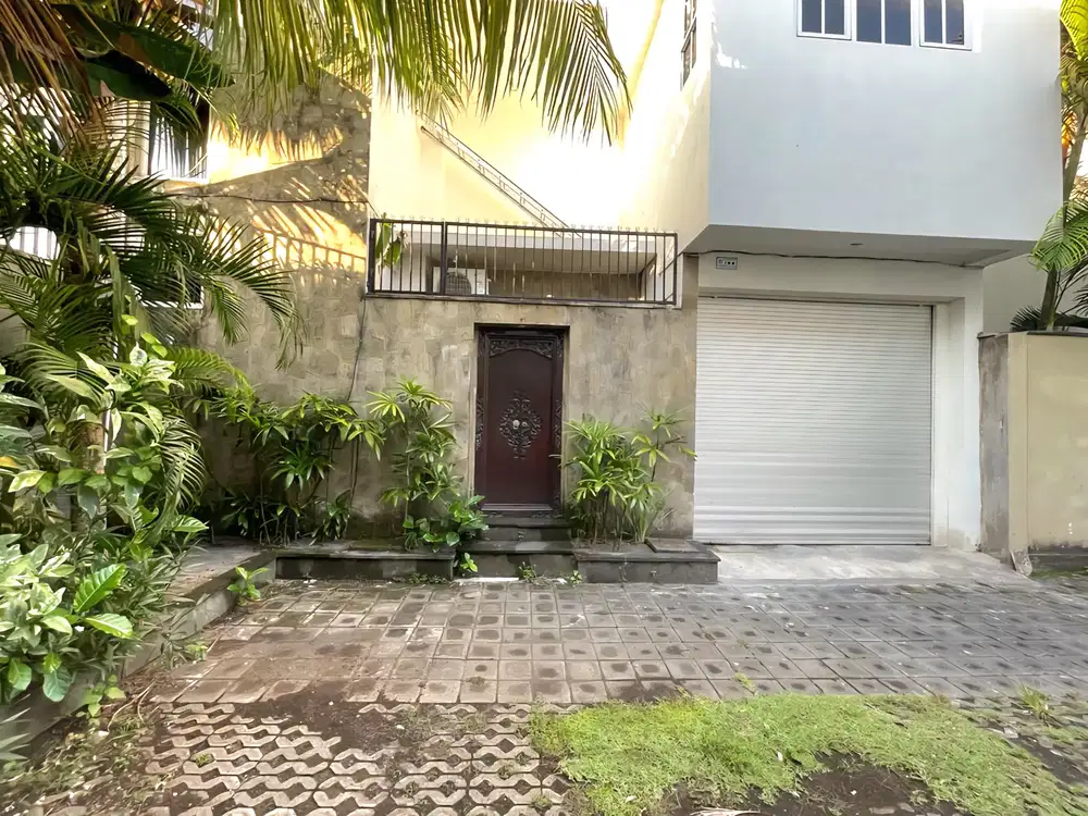 Villa Strategis dekat Ke Bandara Di Jimbaran Kuta Selatan Badung Bali