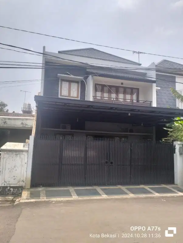RUMAH di JAKASAMPURNA, BEKASI BARAT