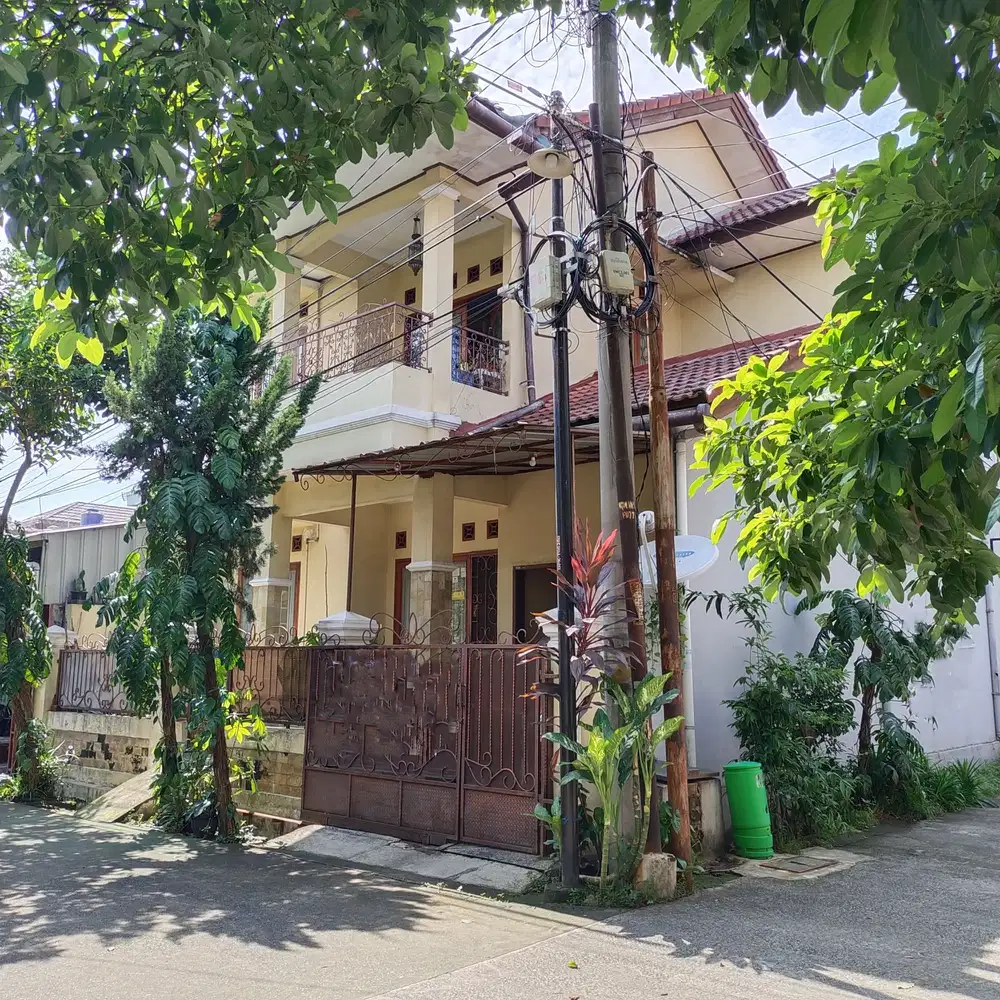 Dijual Cepat Rumah Dekat Lapangan Golf Matoa