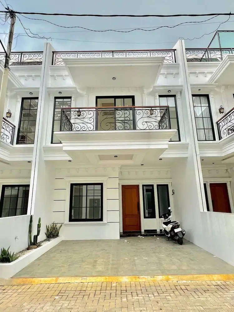 Jual Rumah Rooftop dekat Gerbang Tol Di Jaksel