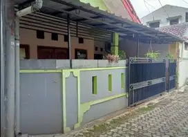 RUMAH BAGUS MURAH STRATEGIS DI JAGAKARSA JAKSEL DEKAT DUA AKSES TOL