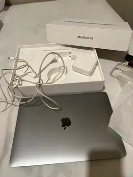 MACBOOK AIR 2018 13” 128GB (PEMAKAIAN PRIBADI)