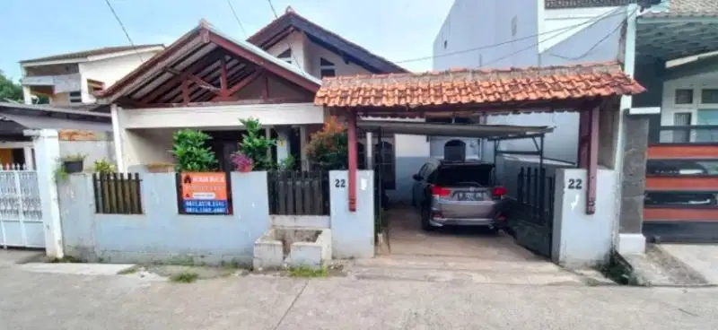 Dijual Rumah Nyaman Dalam Komplek Beji Timur