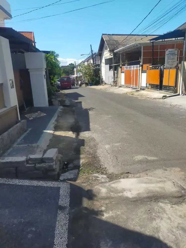 DIJUAL RUMAH BARU MINIMALIS LANTAI 2