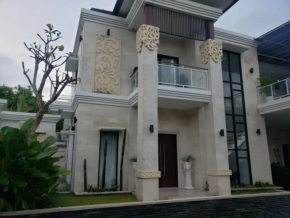 Dijual villa dekat GWK Ungasan Badung Bali