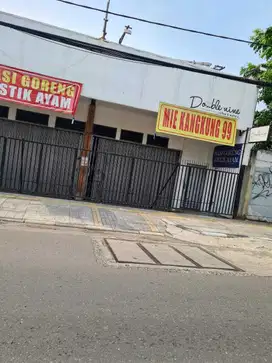 EX RESTORAN DI DAAN MOGOT
