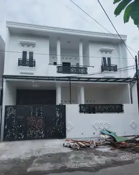 RUMAH BAGUS MURAH TENGAH KOTA 2 LANTAI