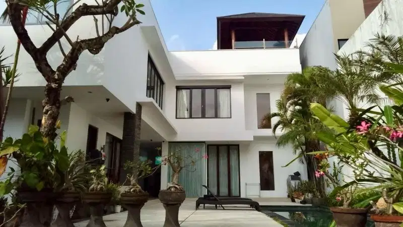 Villa Kerobokan Badung bali