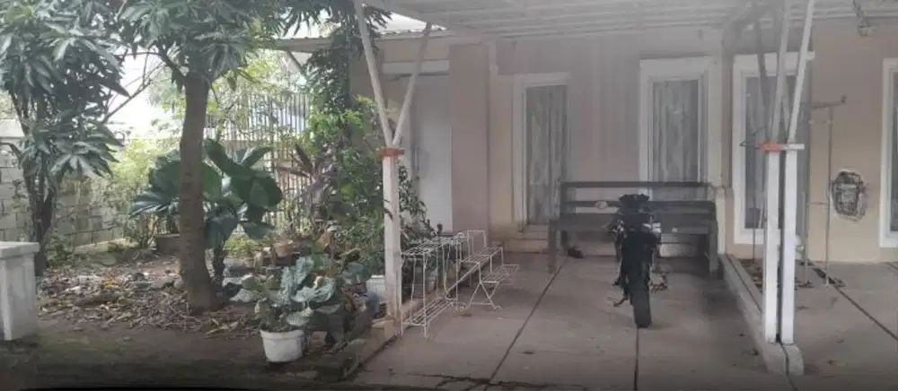 Dijual Rumah Makassar sekitar Jalan Metro Tanjung Bunga