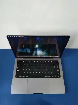 MacBook Pro 2021 M1 Pro 14 inch. Ram 16/512