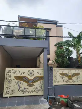 Rumah Cantik Siap Huni  Lokasi Graha Sunan Ampel Wiyung Surabaya