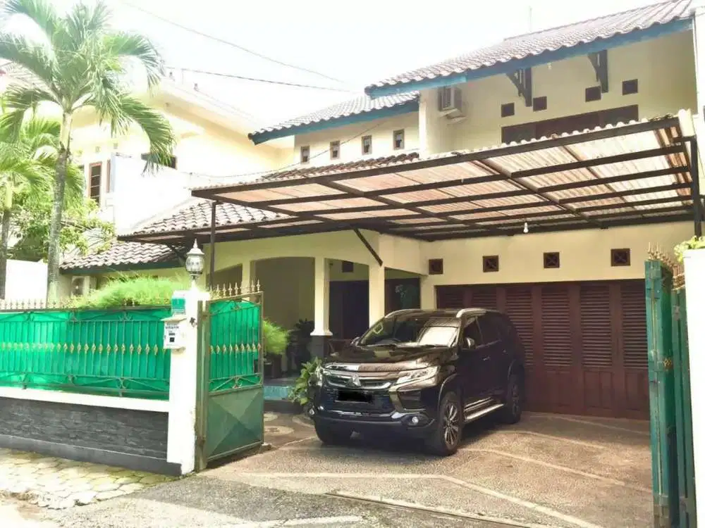 Rumah mewah bagus di Jalan palagan km 6
