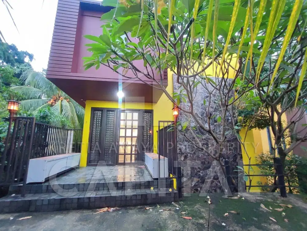 RUMAH LUX dan NYAMAN di KEMANG - JAKARTA SELATAN