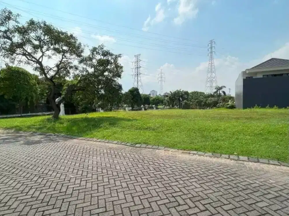 Langka Tanah Kavling Pakuwon Indah Imperial Golf dekat Graha Family