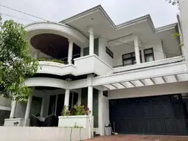 Dijual Rumah dalam Komplek di Cipaku dekat UPI Setiabudi Bandung