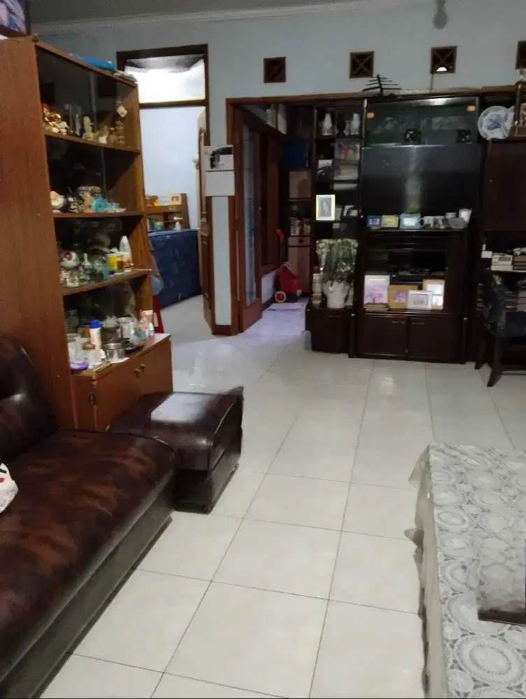 (FAST SALE) RUMAH BATUNUNGGAL, BANDUNG, KOMPLEKS NYAMAN, DEKAT TOL