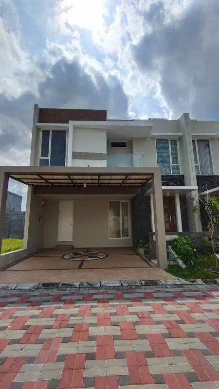 Rumah elit dalam perumahan mewah di jalan kaliurang km 7