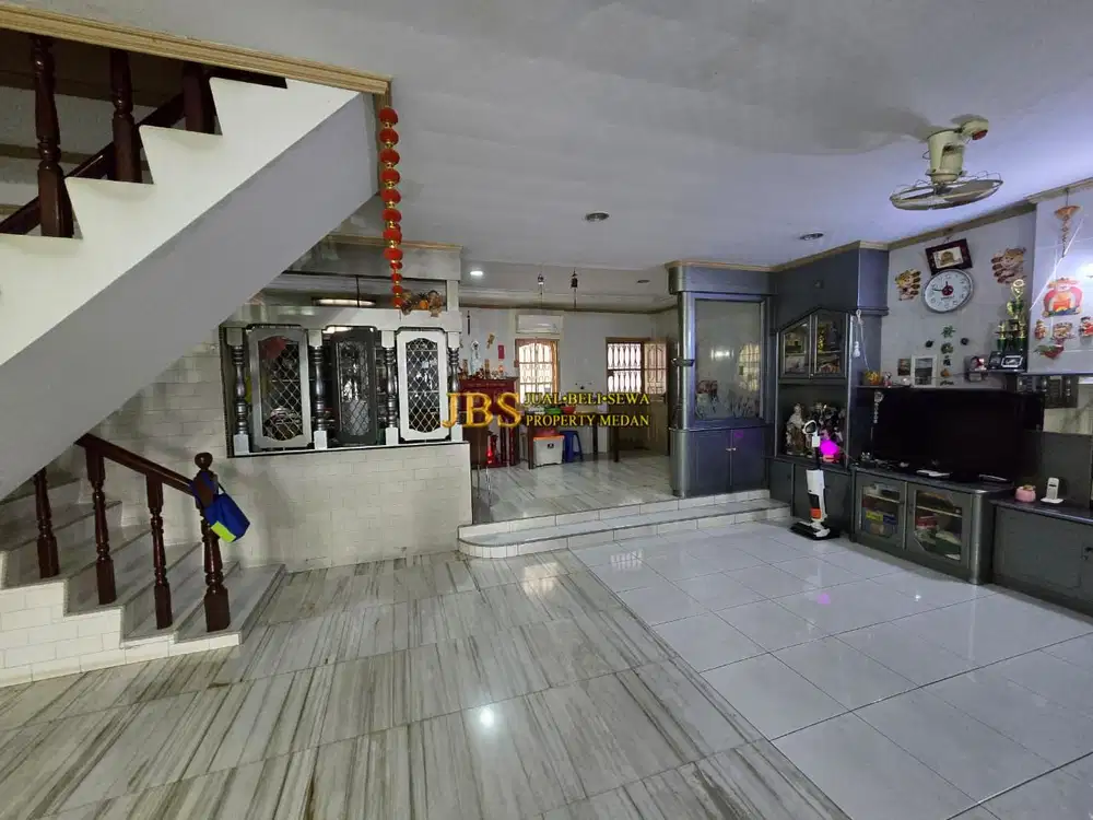 Dijual Ruko 2,5 Tingkat di Jalan Pekan Baru - Medan Kota