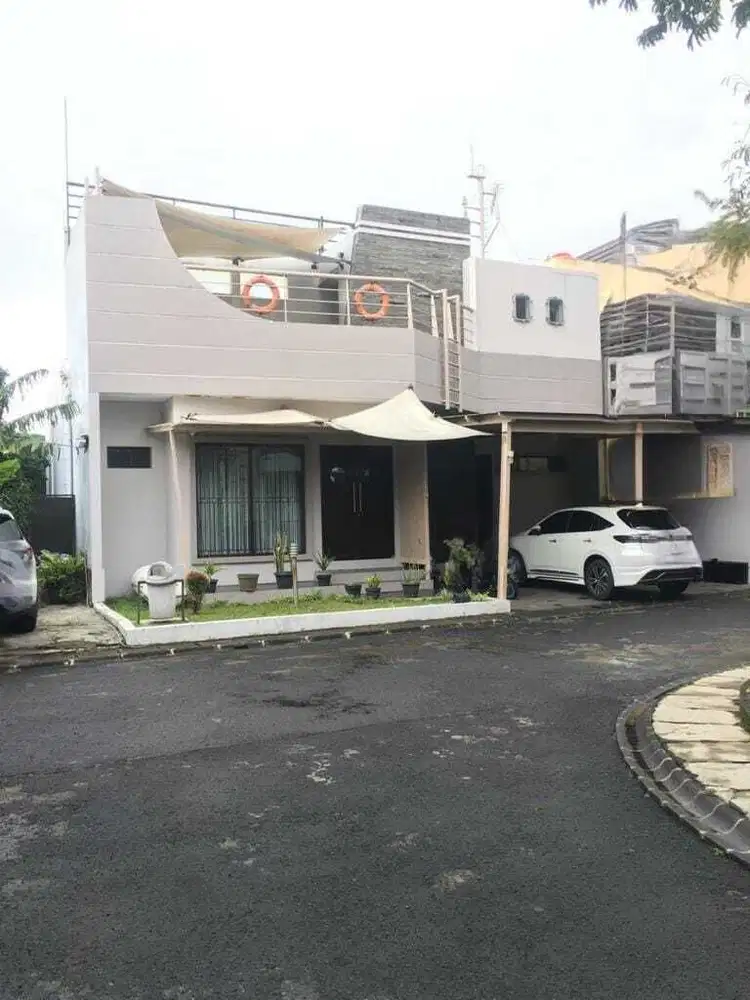 Rumah Mewah Dago Cigadung View Lembah Kota Bandung