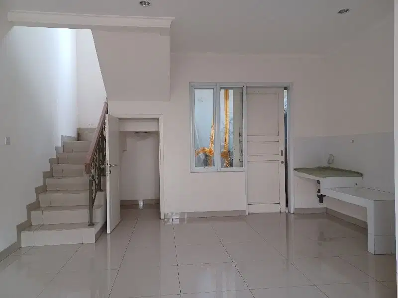 Dijual cepat rumah baru Elista