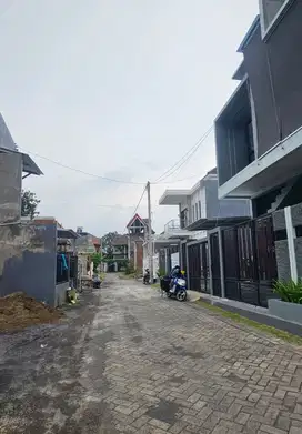 Tanah bagus buat kos di kepuh tunggulwulung dekat kampus UNMUH SUHAT