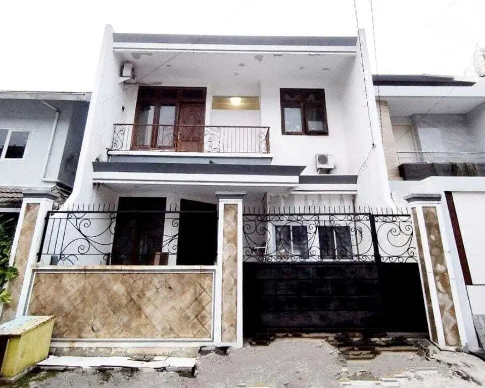 Jual Rumah Nginden intan   Surabaya MINIMALIS dan Stategis