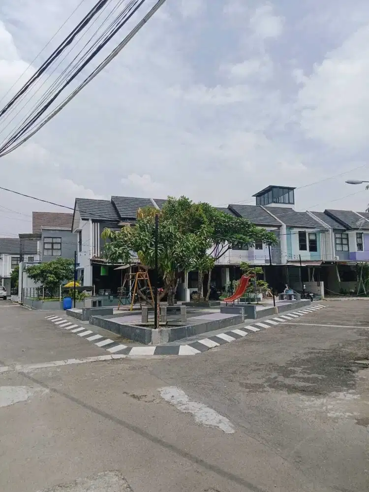 TURUN HARGA ! DIJUAL RUMAH MURAH DALAM CLUSTER CISARANTEN