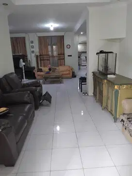 Dijual Murah Rumah Belakang Samsat Cinere