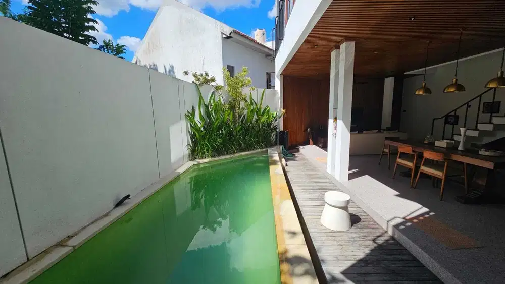 Dijual villa modern minimalis lantai 2 lokasi pererenan