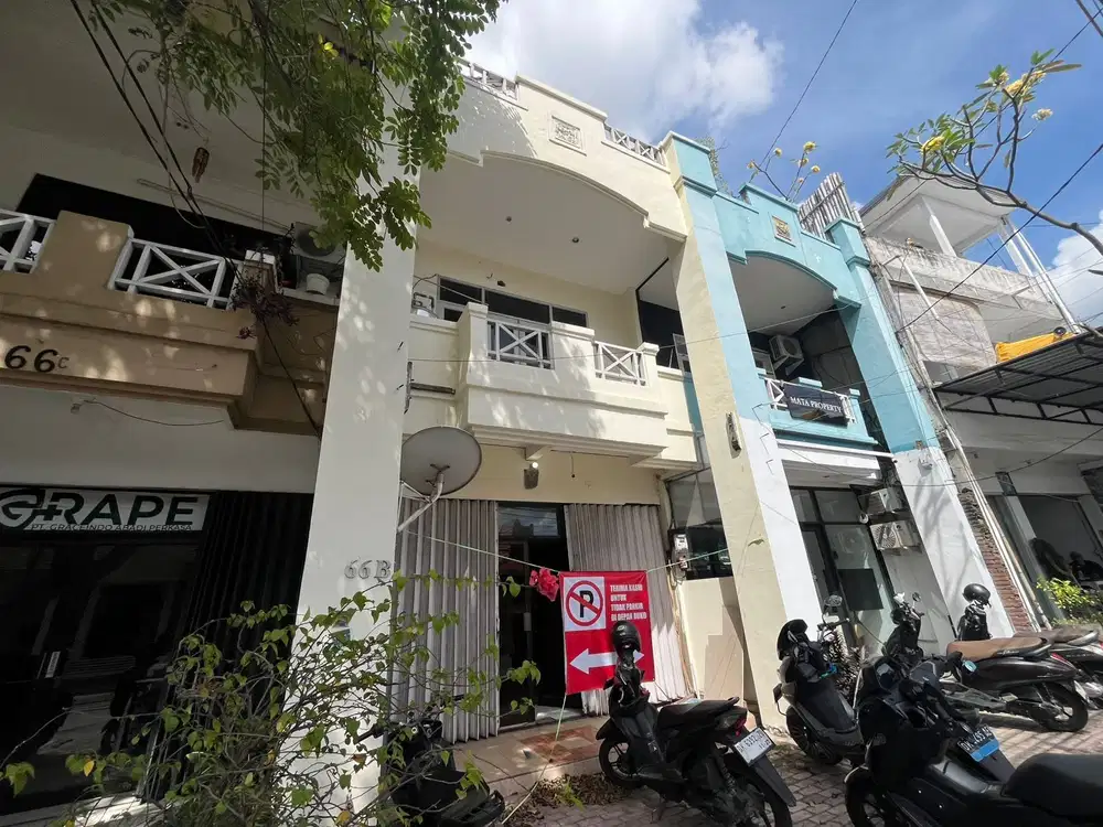 DIJUAL RUKO 3 LANTAI LOKASI STRAEGIS DI PUSAT KERAMAIAN KEROBOKAN