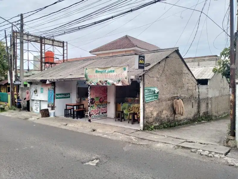 Dijual Cepat Rumah + 3 Kios Paling Strategis di Beji Depok