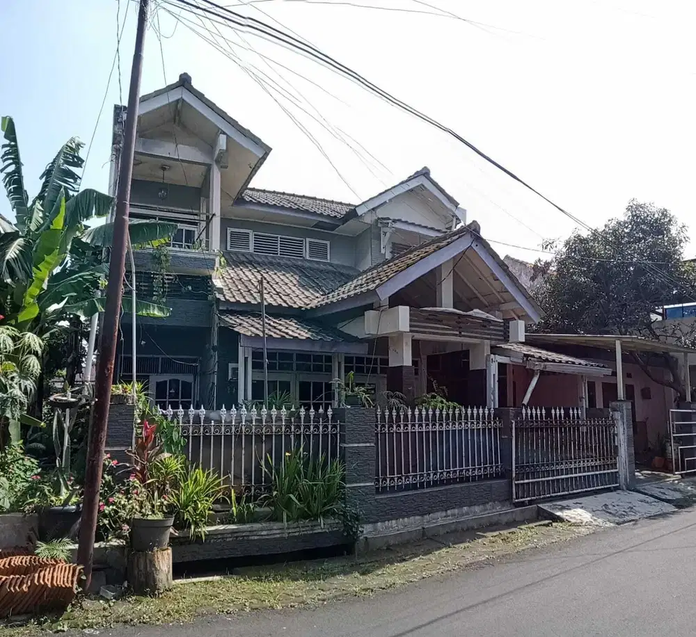 Rumah siap huni di Antapani Bandung