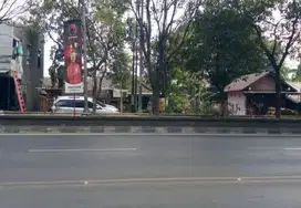 Dijual Pekarangan dibawah harga di slamet riyadi solo