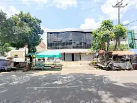 TEMPAT USAHA,GUDANG DAN KANTOR ADE IRMA SURYANI KLOJEN MALANG