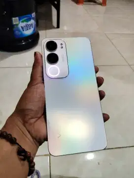 Vivo y19s likenew