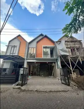 Rumah Cantik Manyar Surabaya